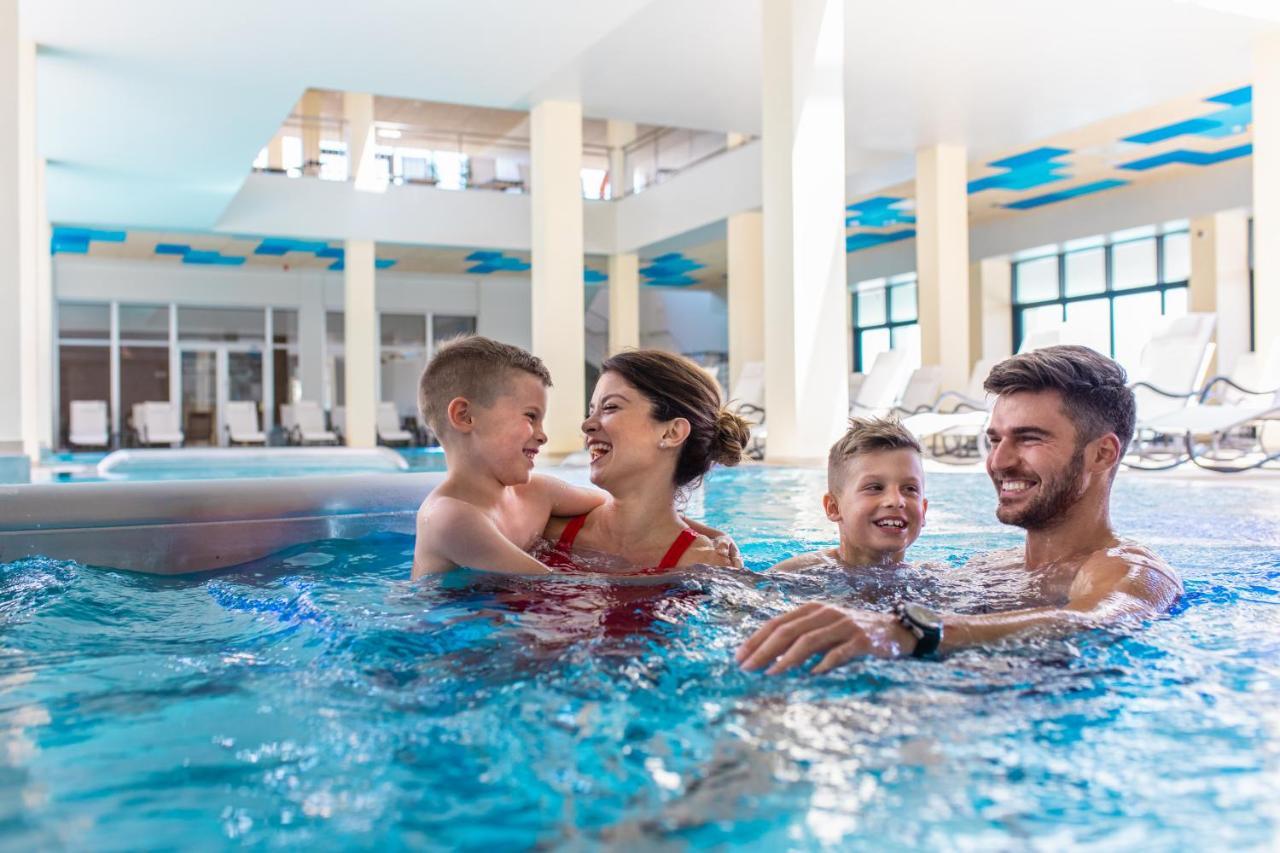Etno Naselje Vrdnicka Kula Hotel Vrdnik Ngoại thất bức ảnh