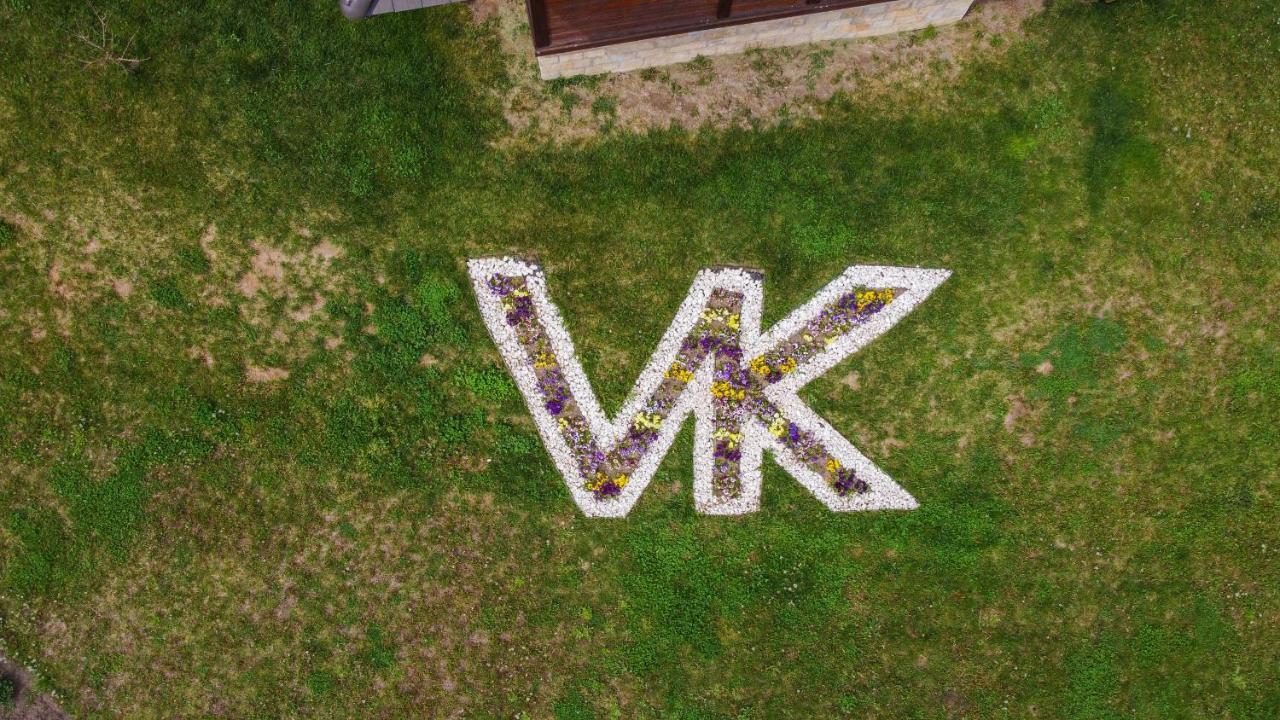 Etno Naselje Vrdnicka Kula Hotel Vrdnik Ngoại thất bức ảnh