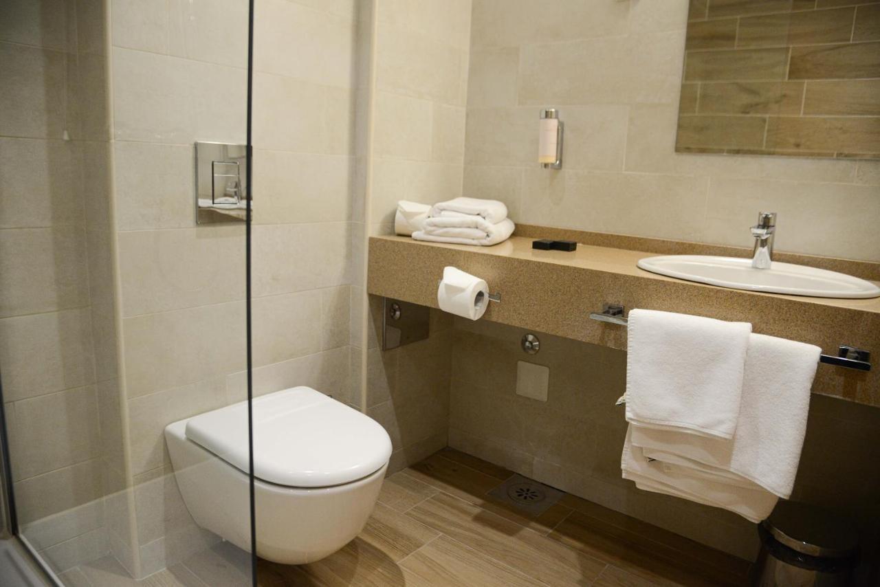 Etno Naselje Vrdnicka Kula Hotel Vrdnik Ngoại thất bức ảnh