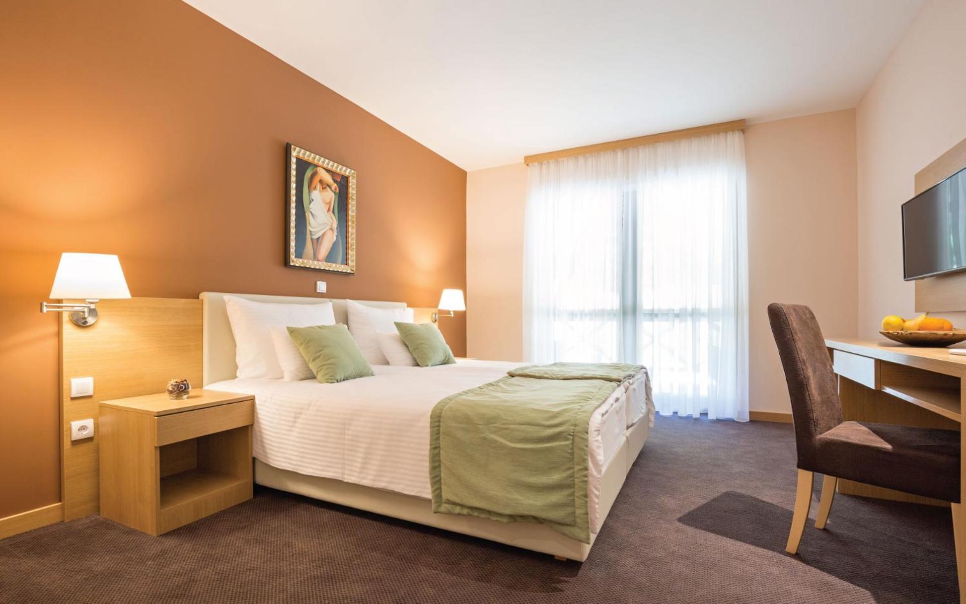 Etno Naselje Vrdnicka Kula Hotel Vrdnik Ngoại thất bức ảnh