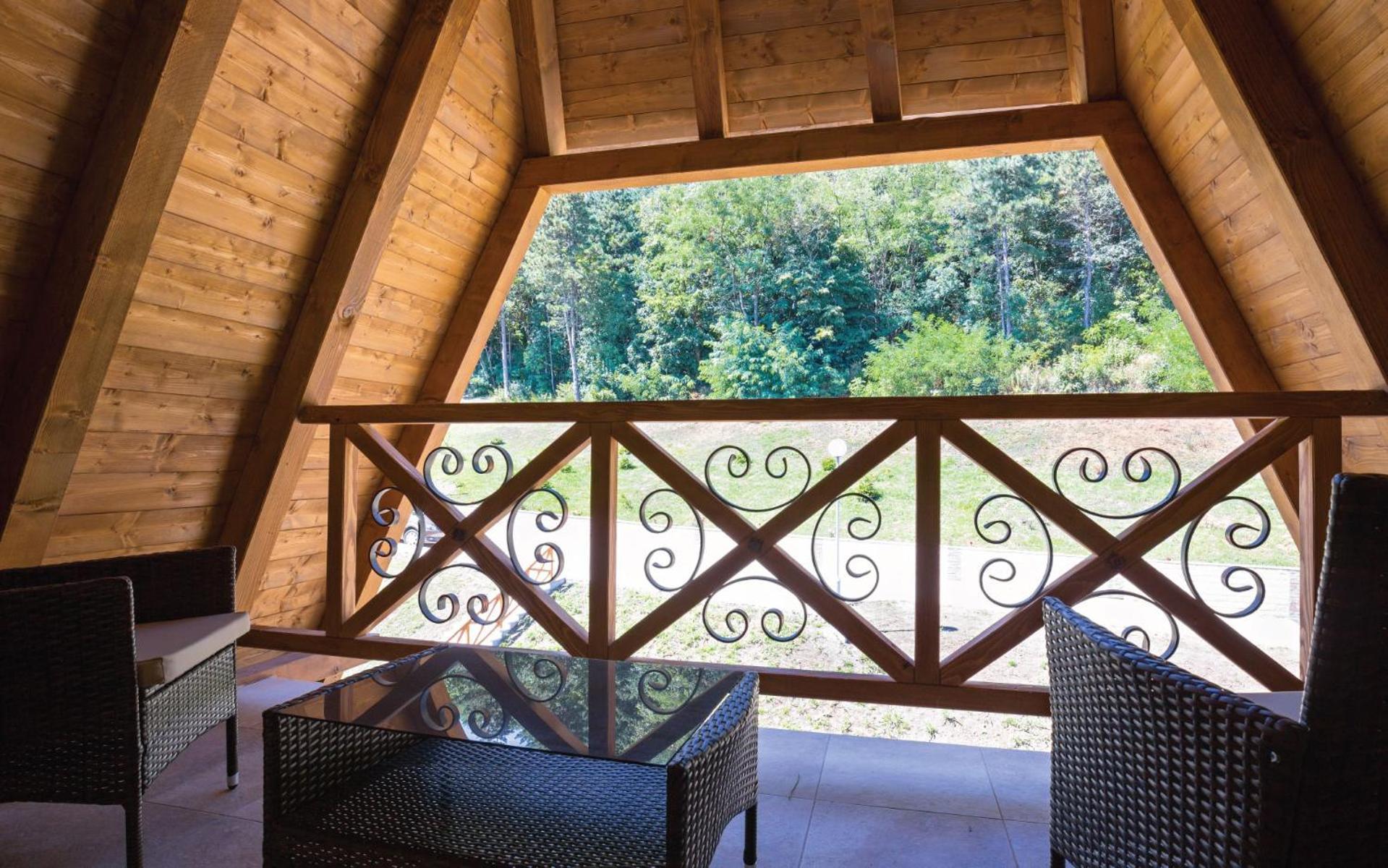 Etno Naselje Vrdnicka Kula Hotel Vrdnik Ngoại thất bức ảnh